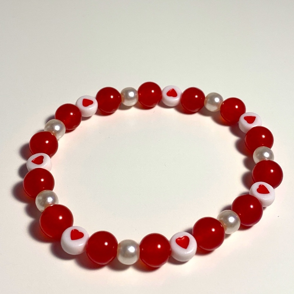 Red heart pearl bracelet
